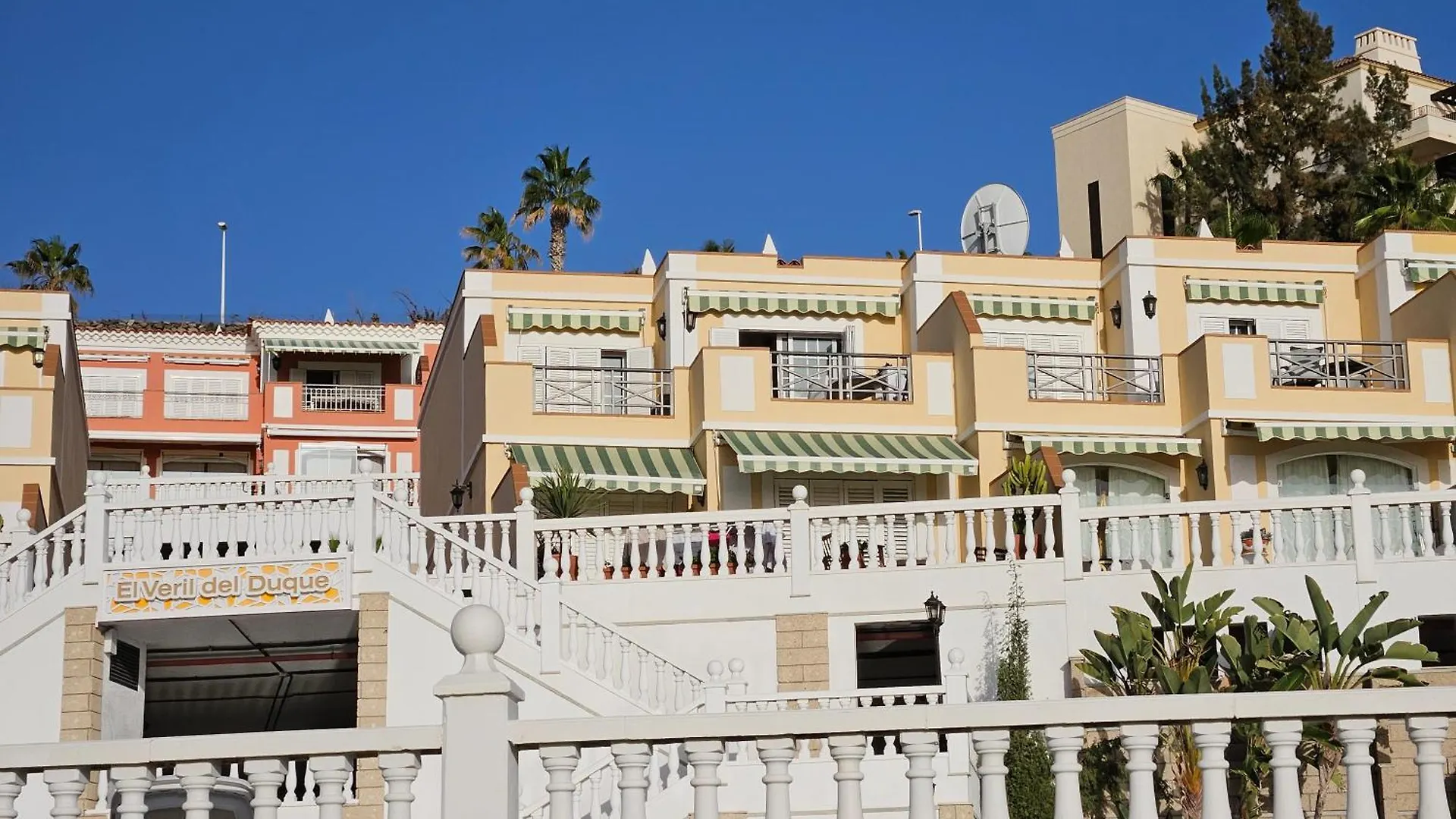 El Veril Del Duque, La Caleta أذيخي إسبانيا